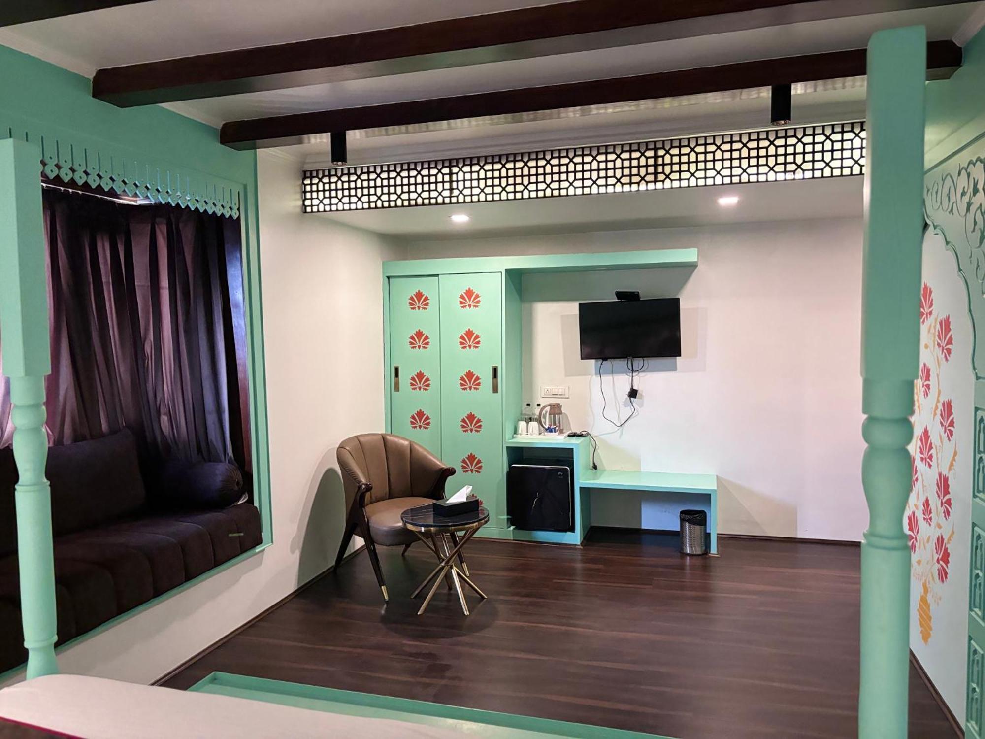 Hotel Green Rooms, Vintage Luxury Near Dal Lake Сринагар Экстерьер фото