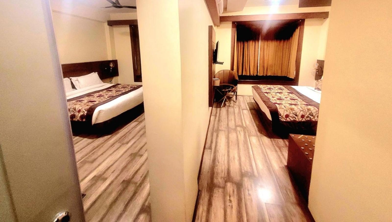 Hotel Green Rooms, Vintage Luxury Near Dal Lake Сринагар Экстерьер фото